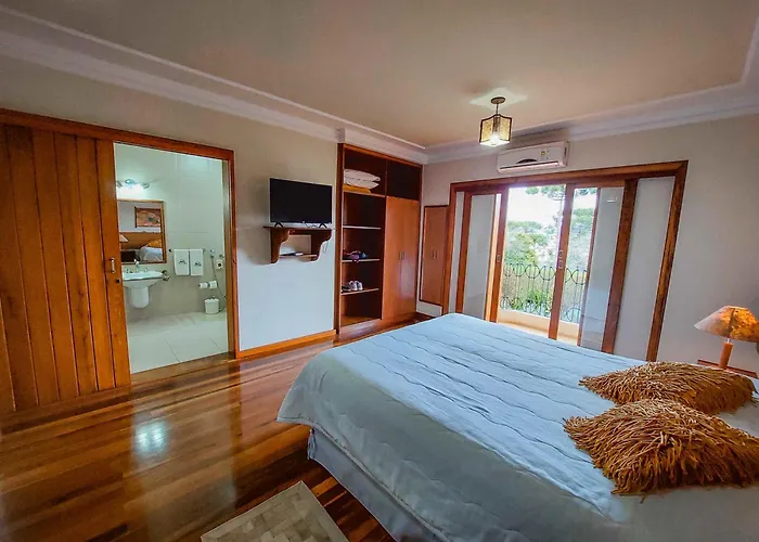 Pousada Victoria Villa By Nacional Inn - A 800 Metros Da Vila Capivari Campos do Jordão